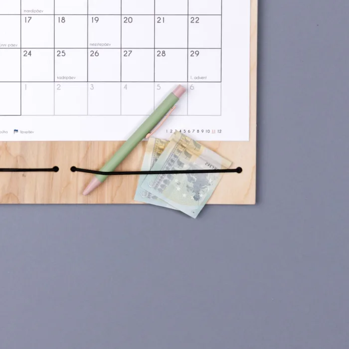 Kalender Märgi ära vineeralusel